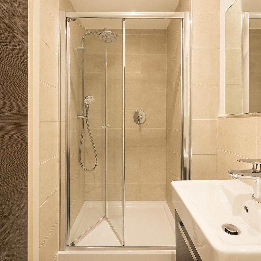 Bright Studio Flat - Walk To River Thames & Kingston Town Surbiton Екстер'єр фото